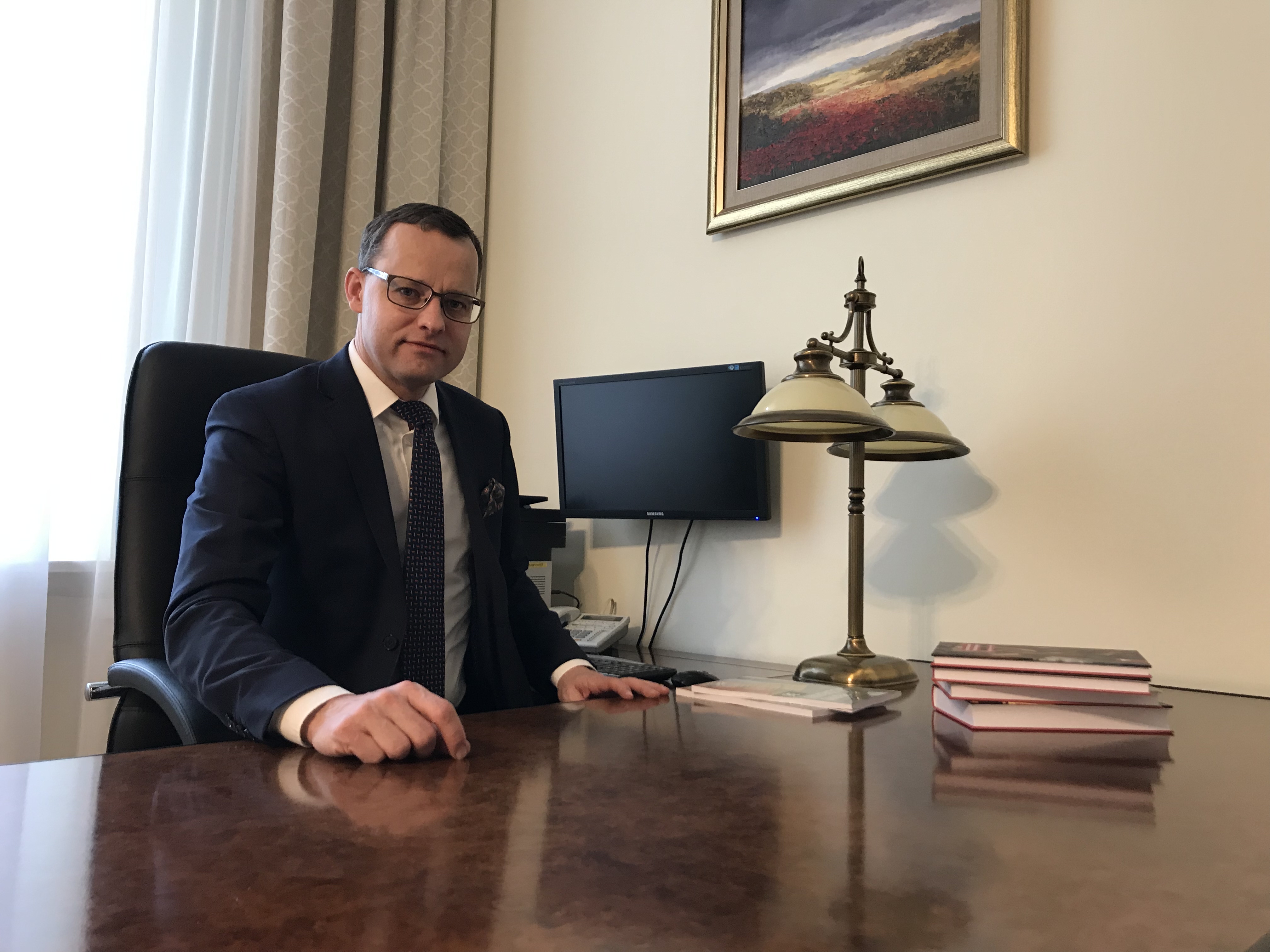 Ponowny Europejski Nakaz Aresztowania wobec Posła Romanowskiego – Analiza Sytuacji