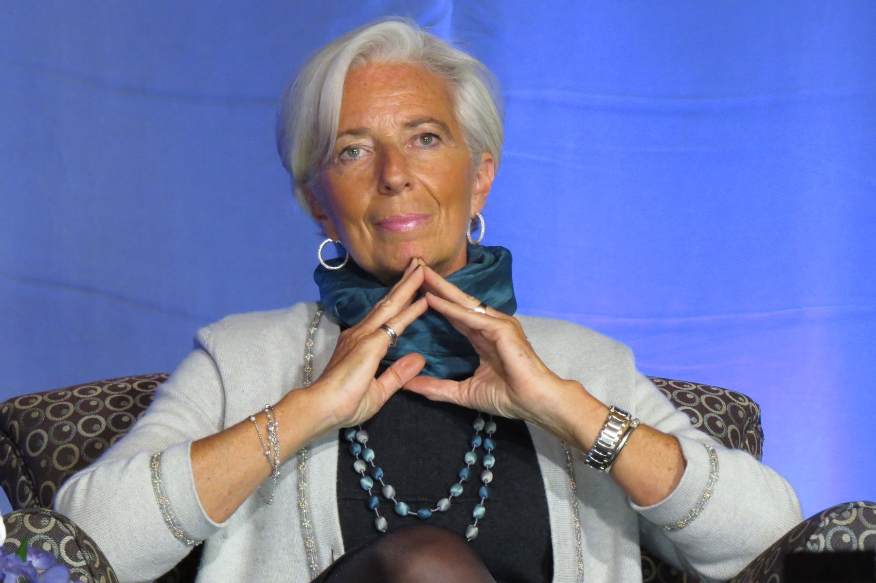 Kontrowersje wokół wynagrodzenia Christine Lagarde: Analiza sytuacji i implikacje dla EBC