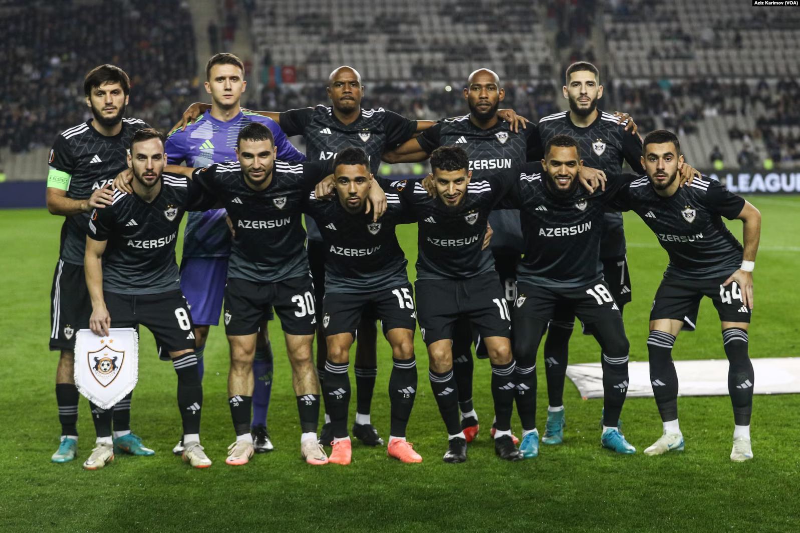 Kochalski Bił Rekordy, Qarabag Sensacją – Analiza Dramatycznego Dwumeczu w Lidze Mistrzów