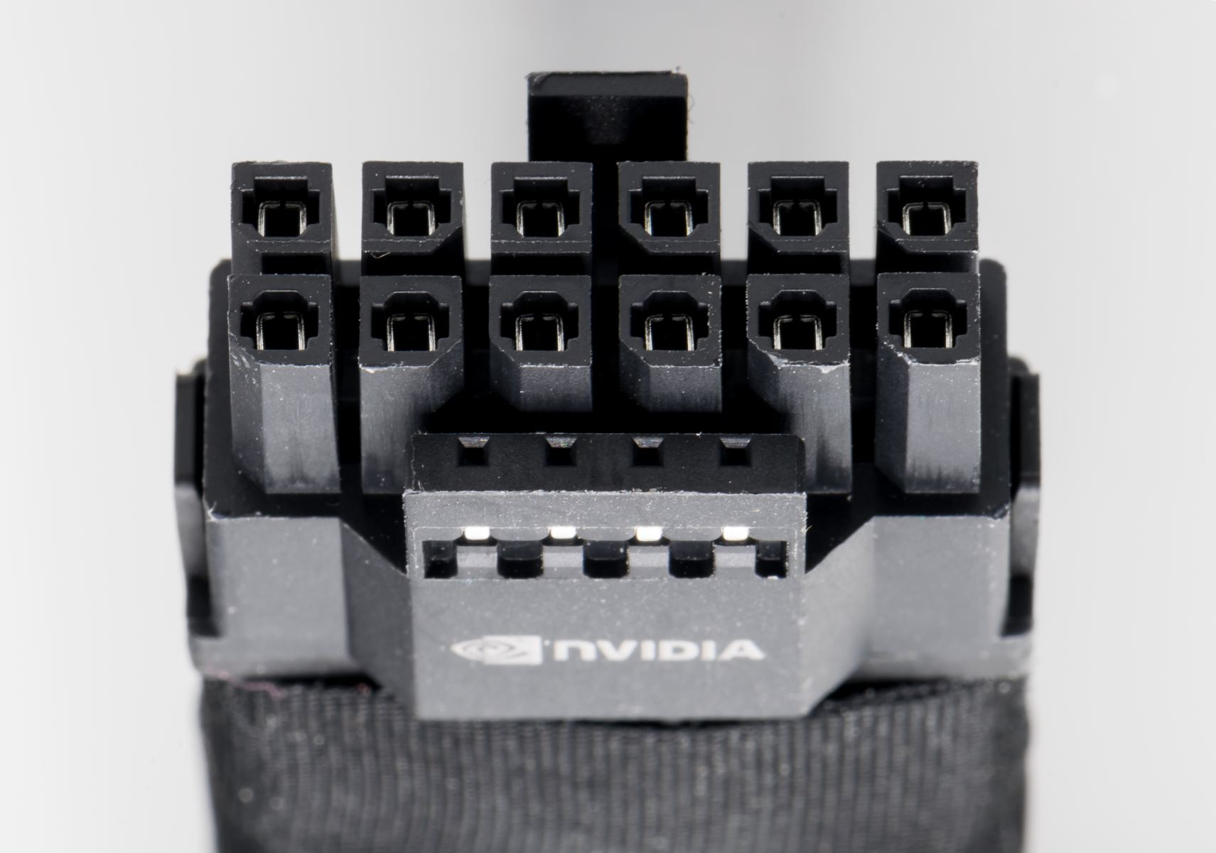 Nvidia Publikuje Wyniki Finansowe: Analiza Mieszanej Reakcji Rynkowej