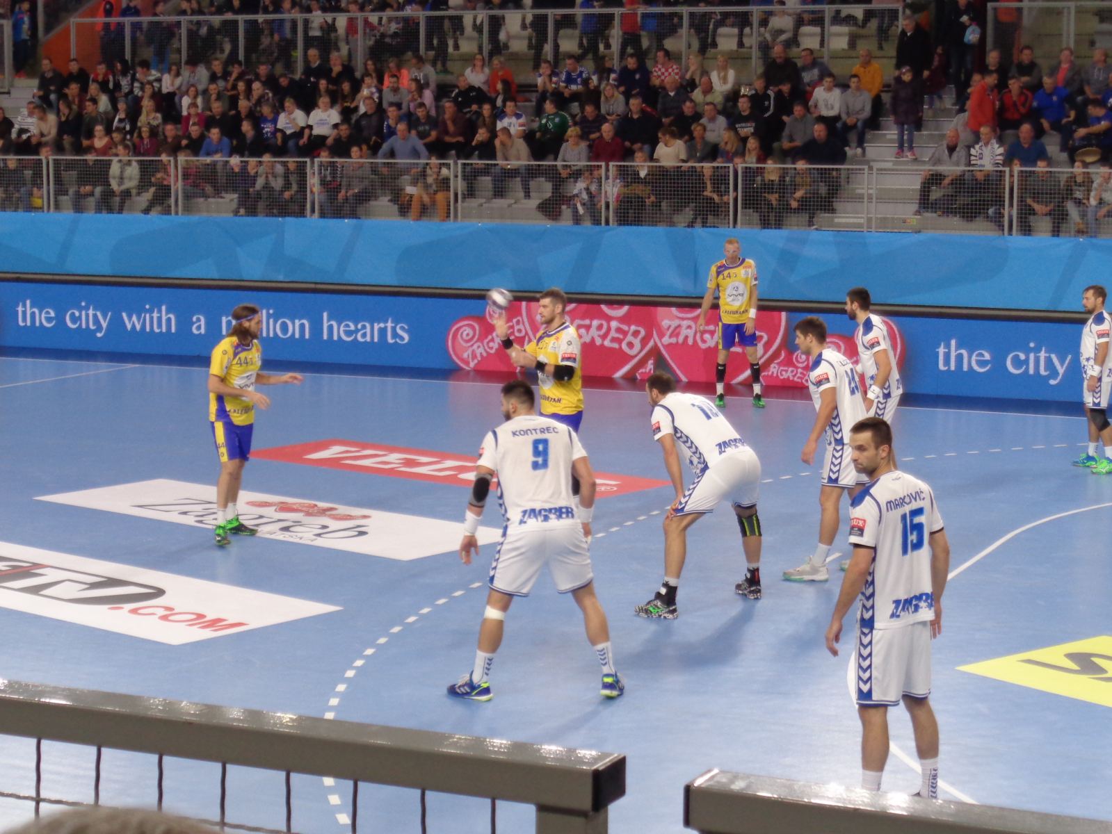 Industria Kielce w decydującej fazie Ligi Mistrzów – walka o ważny awans trwa!