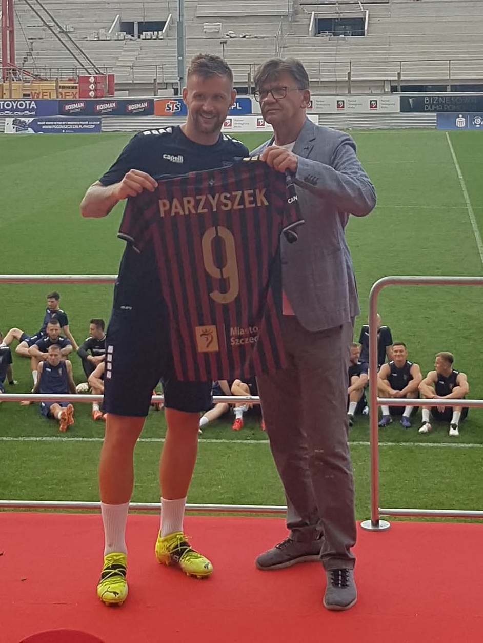 Sensacyjny Debiut Polaka w Uzbekistanie! Parzyszek Strzela na Pożegnanie!