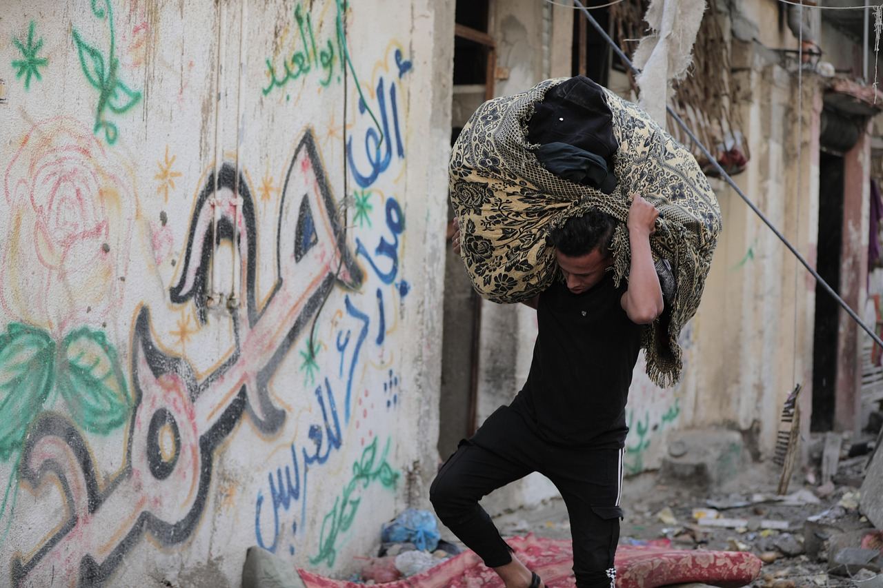 Kryzys Ewakuacyjny z Bliskiego Wschodu: Premier Czech Krytykuje Linie Lotnicze