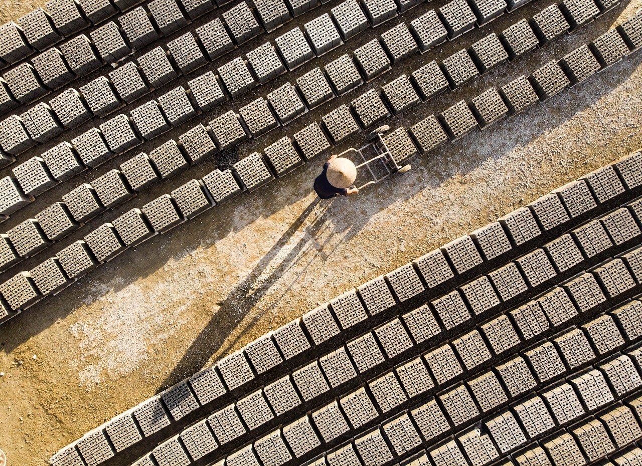 Znalezisko w Kopalni w Galczycach: Prowadzone Dochodzenie w Sprawie Drona