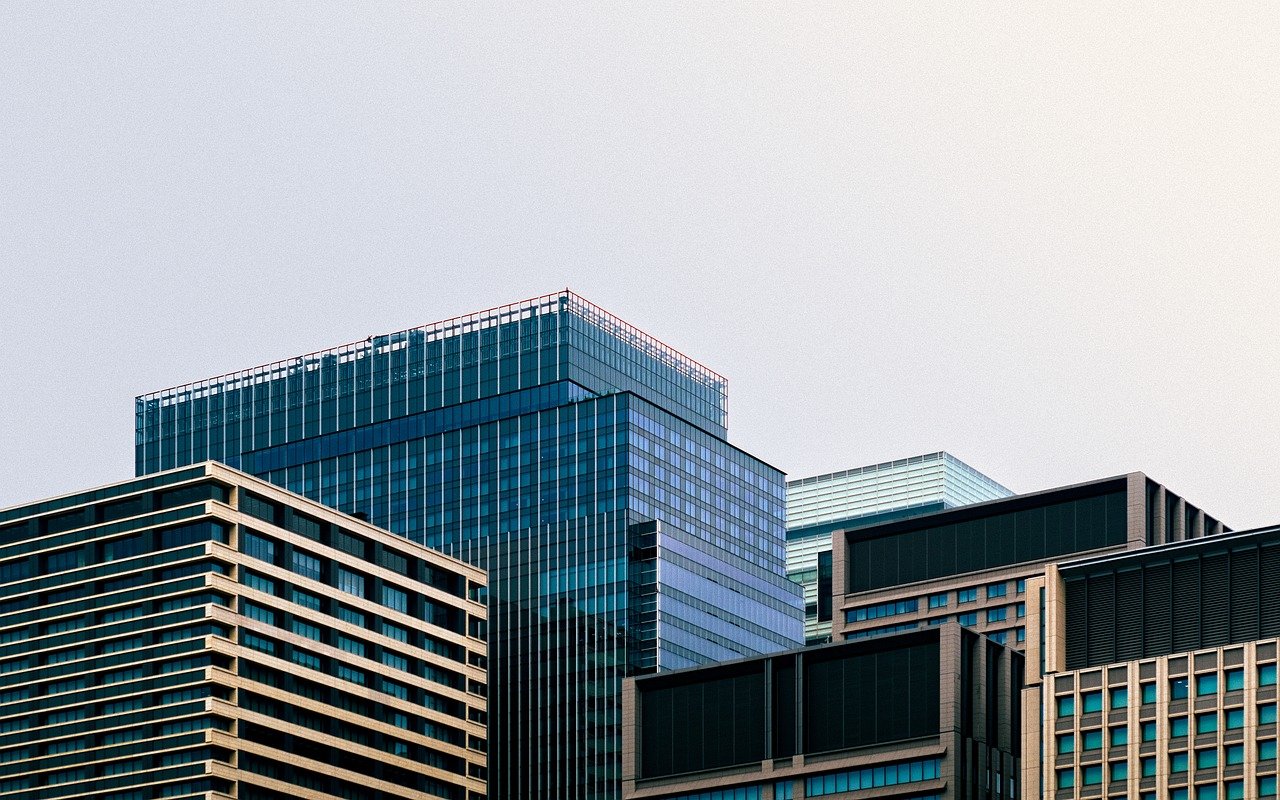 Analiza Krachu Giełdy w Neo-Tokio: 6 Grudnia 2025 – Ocena Strat i Przyczyn