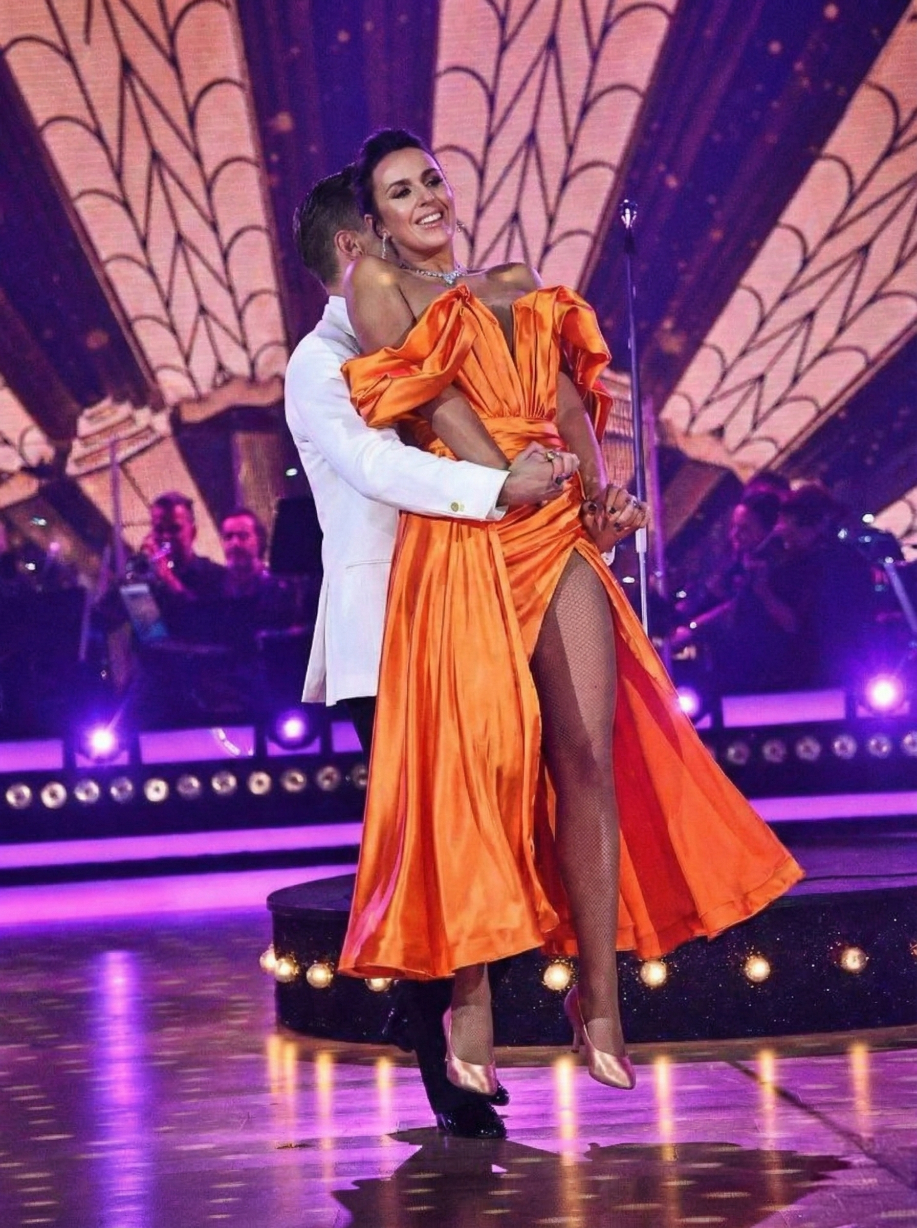 Para taneczna w programie "Taniec z Gwiazdami" podczas występu.