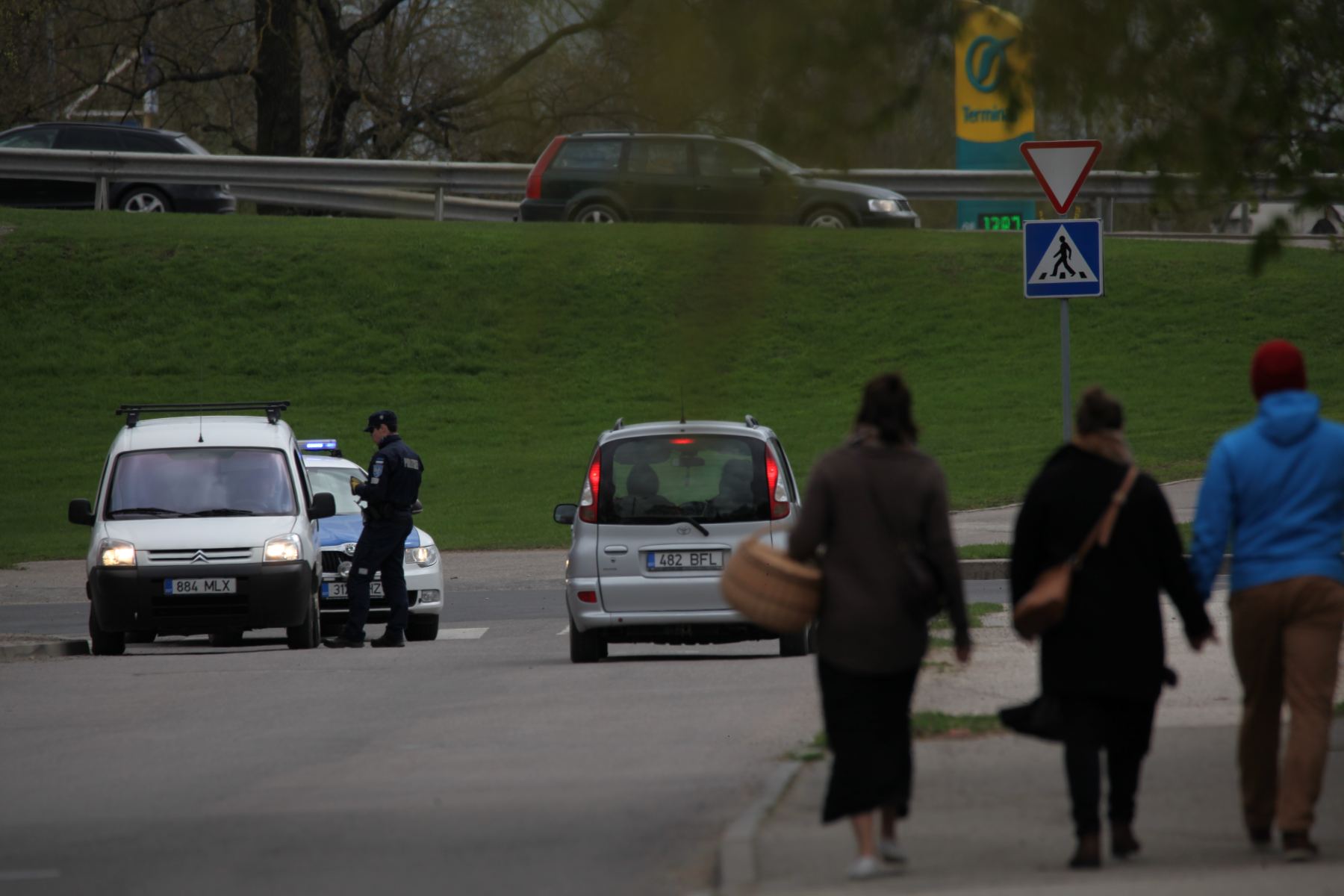 Wzmocnione Patrole Policji w Polsce w Reakcji na Konflikt na Bliskim Wschodzie