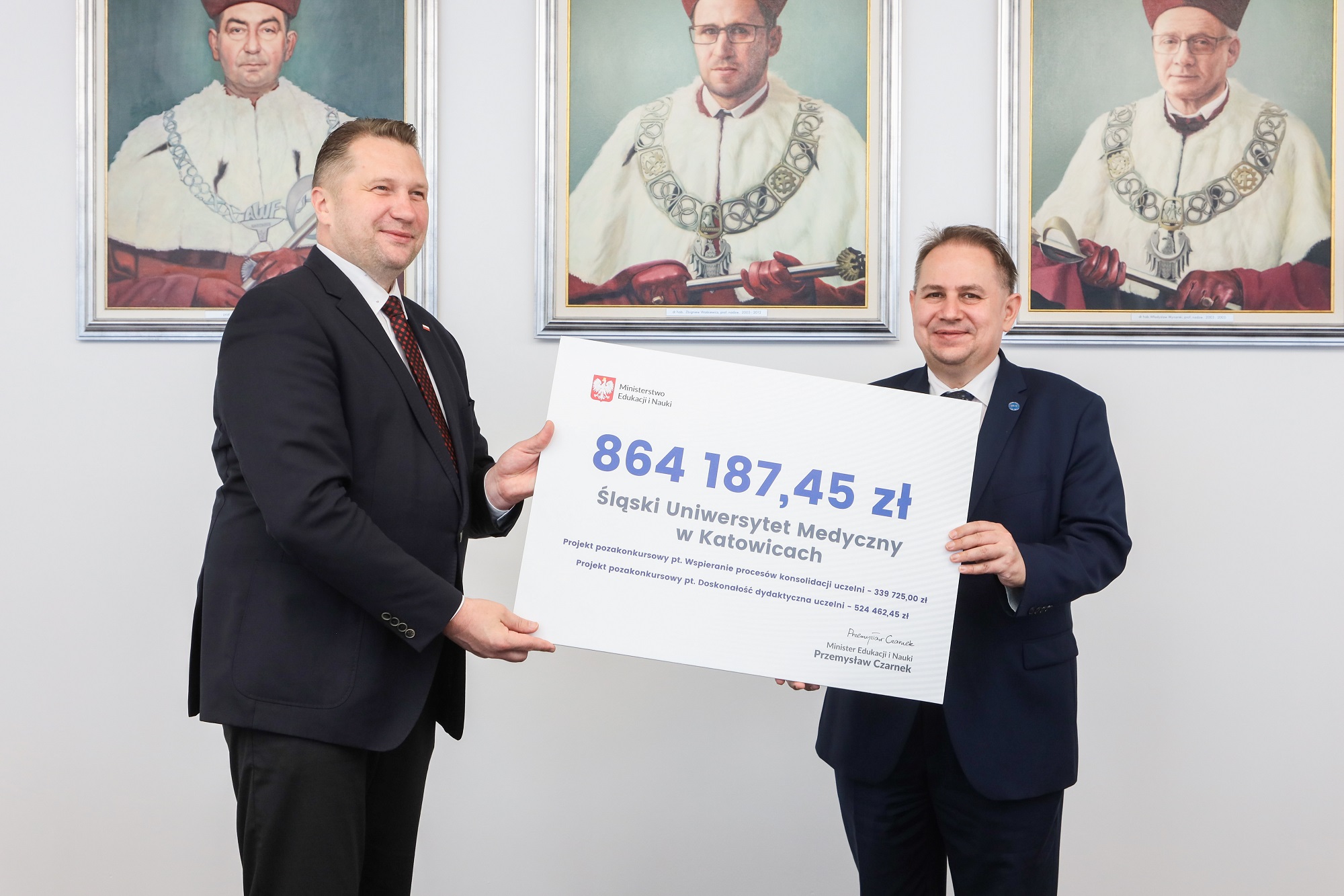 Kontrowersyjna Nominacja Czarnka Wywołuje Reakcje – Komentarz Radosława Sikorskiego Budzi Emocje