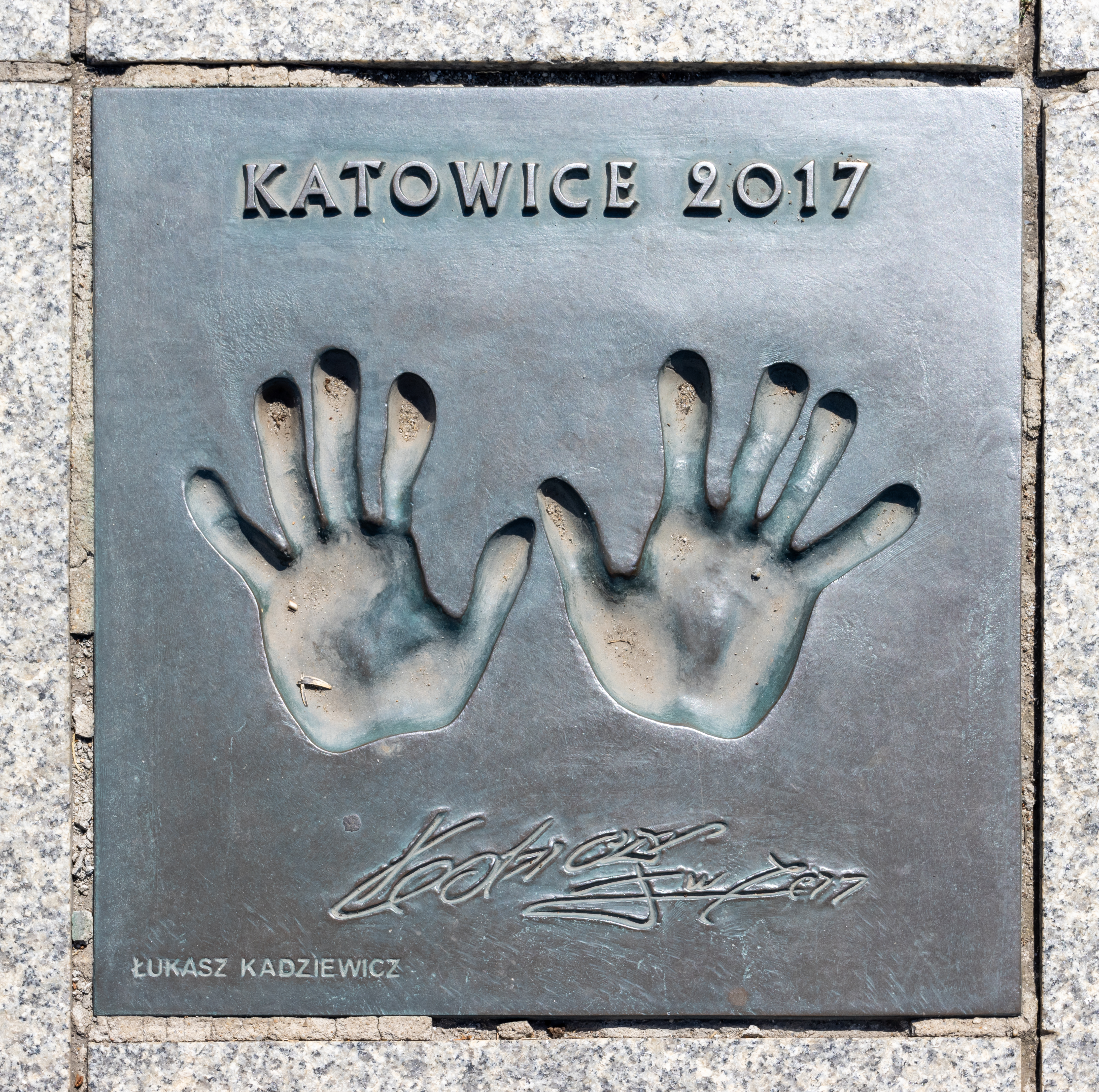 Łukasz Kadziewicz Szczerze o Mrocznej Stronie Sukcesu: “Przepuścił” Szansę na Finansową Stabilność