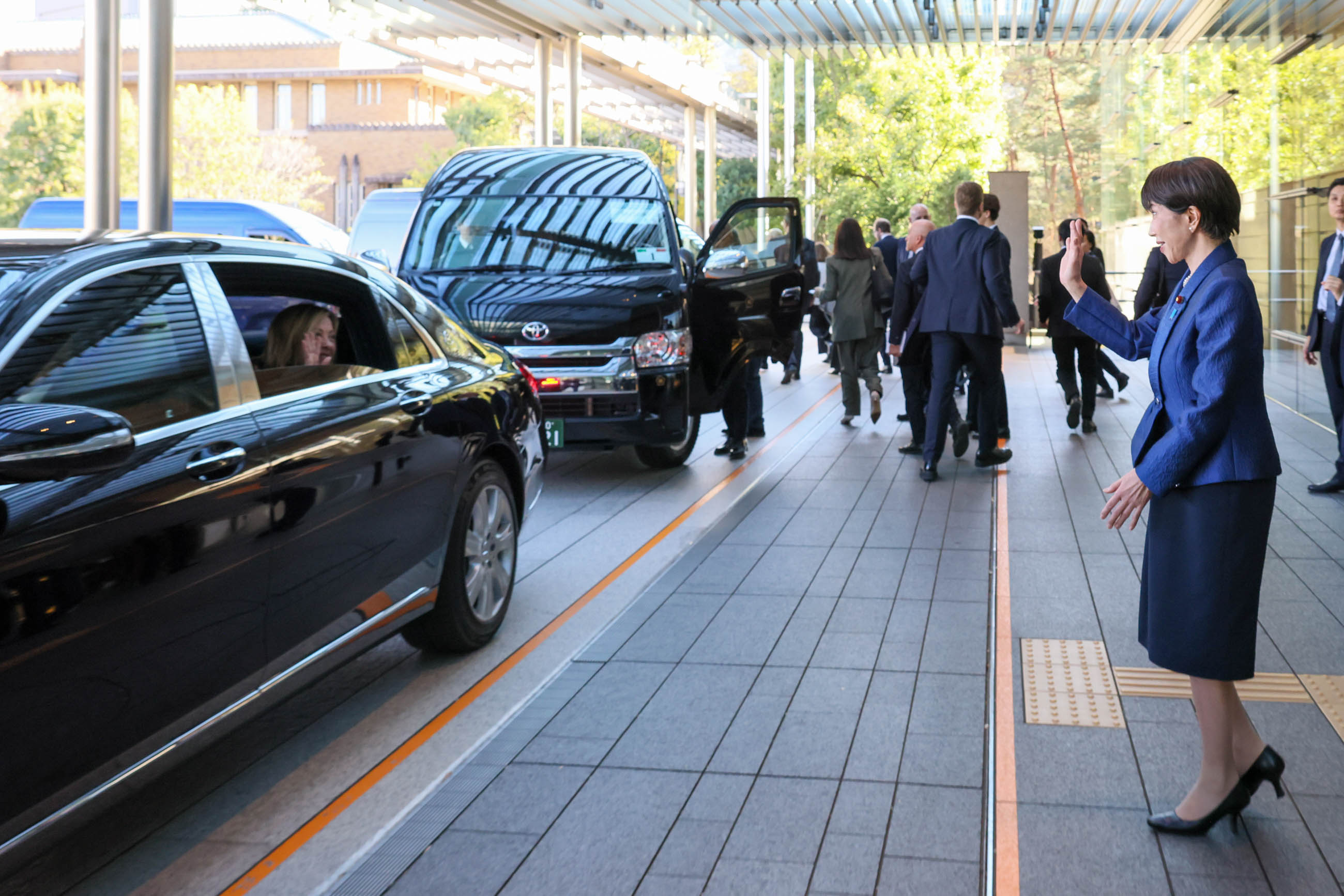 Giorgia Meloni spotyka się z przedstawicielami związków zawodowych w Rzymie