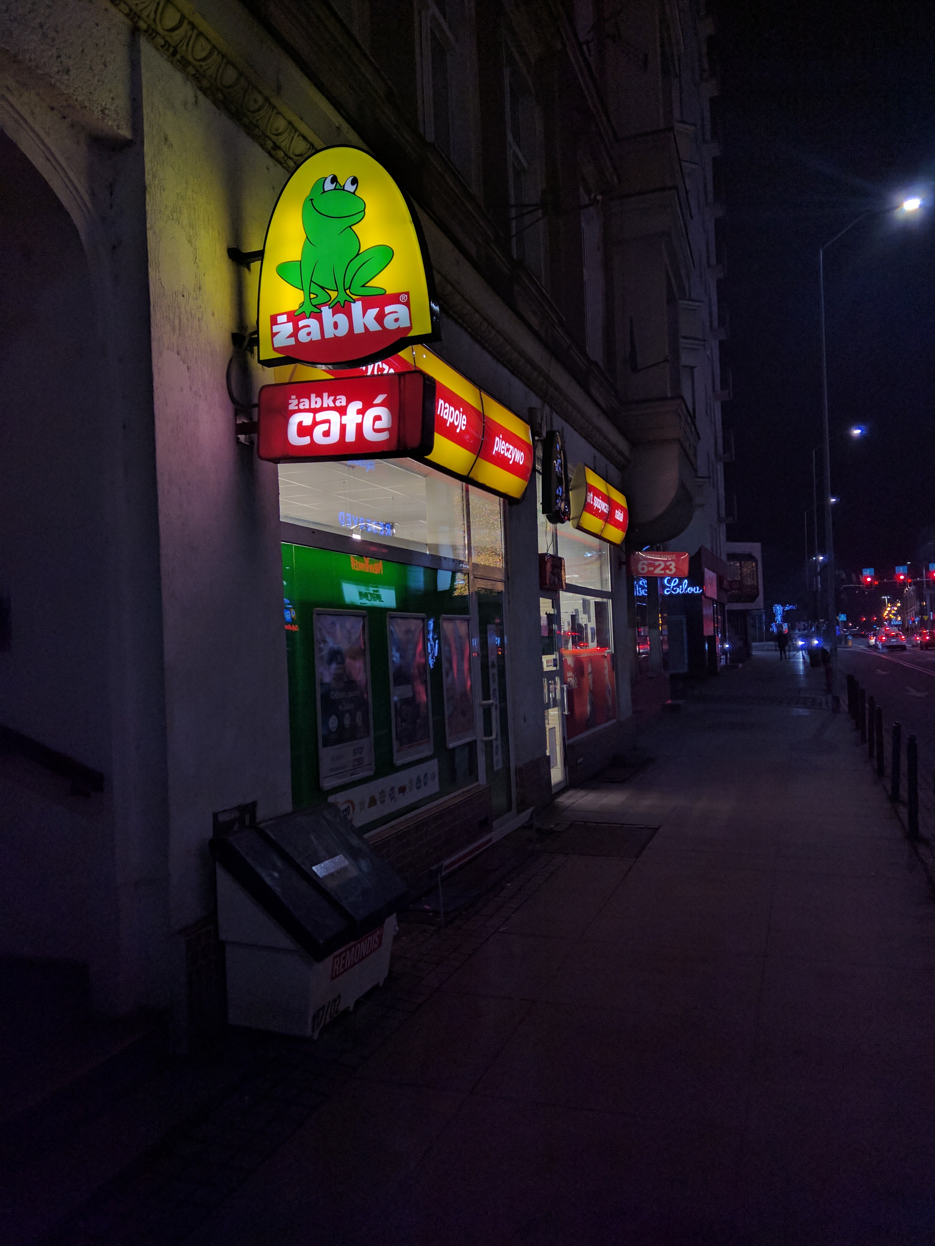 Żabka Group publikuje imponujące wyniki za 2025 rok – analiza finansowa